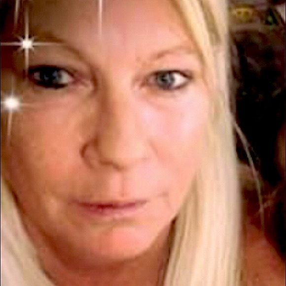 Meet your Posher, Mari - Picture 1 of 1